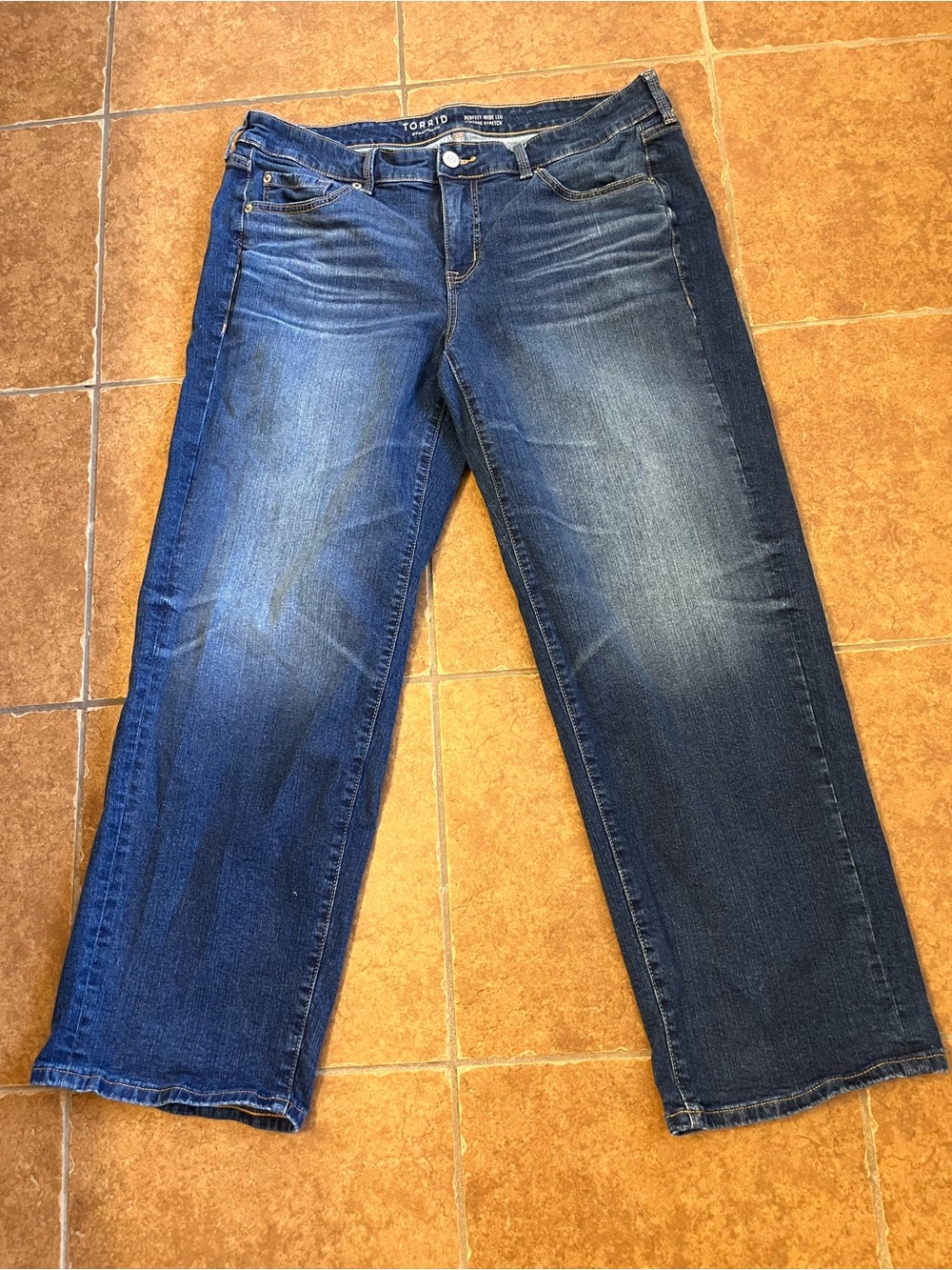 Torrid Perfect Wide Leg Essential Strech Blue Jeans Women's 12